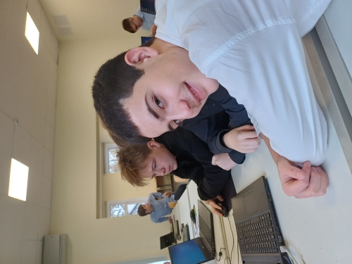 ф2